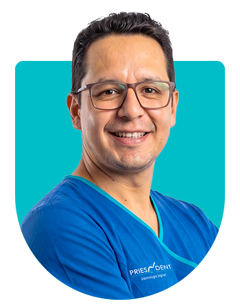 Dr. Camilo Llerena Zea Rehabilitación Oral 